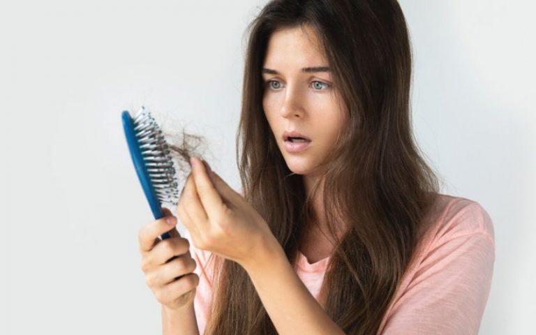 3 Damaging Habits That Lead To Hair Thinning