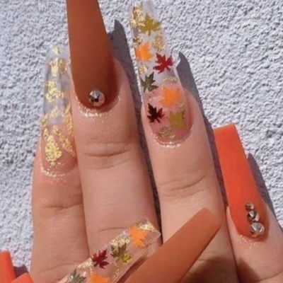 Autumn Leaves Nails