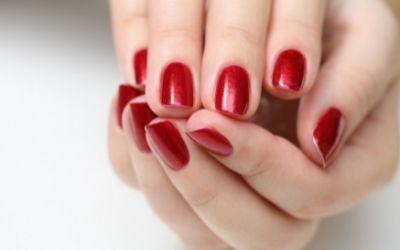 Red Nails