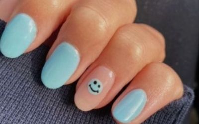 Smiley Face Cute Acrylic Nails