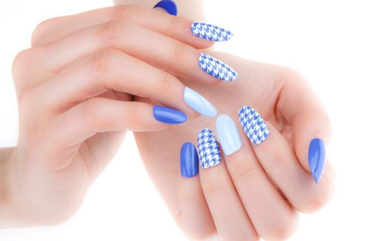 Shapes & Style: 17 Geometric Nail Designs That Are Always In Trend