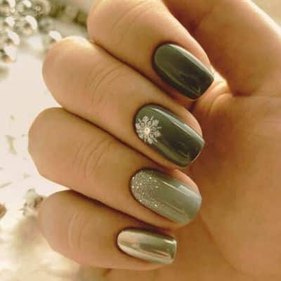 Gray And Silver Snowflakes