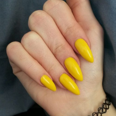 Haze Stiletto Yellow Nails