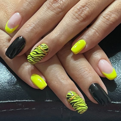 Yellow And Black Zebra Print Nails