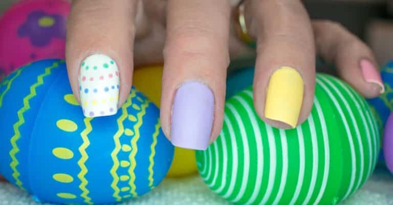 Hop Into The Festive Season With These 10 Easter Nail Designs