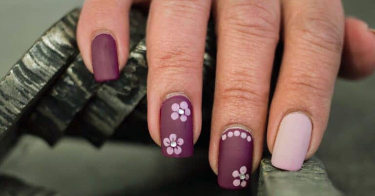 Blossom With Beauty: 10 Must-Try Flower Nail Designs