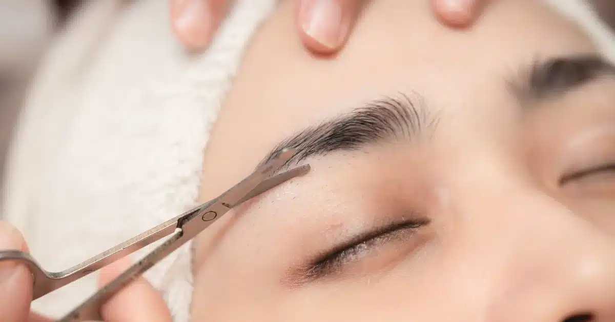 Brow scissors